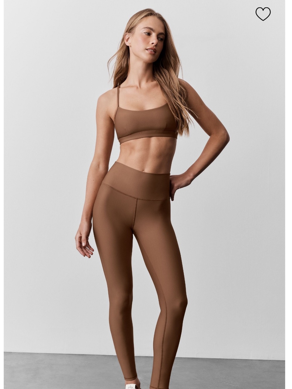 Alo Yoga 7/8 High waisted airlift legging/airlift intrigue bra sun kissed brown